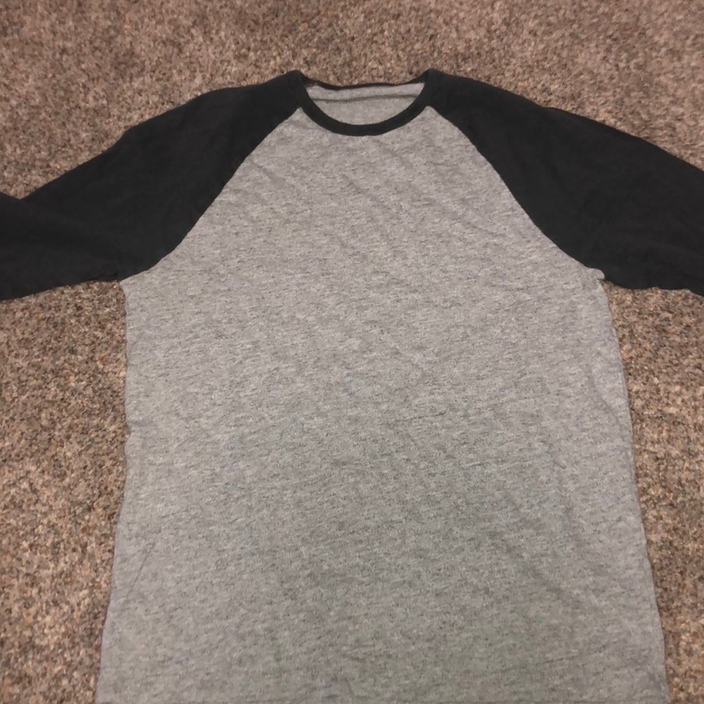 Baseball tee